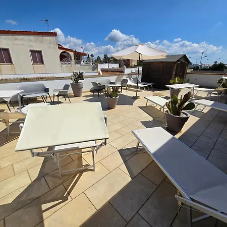 Bed & Breakfast Lido Marini Rooms Affittacamere B&B *