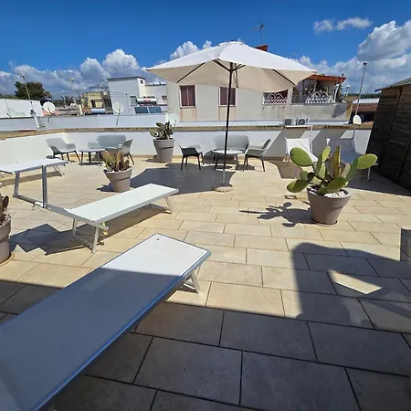 Lido Marini Rooms Affittacamere B&B 3* Лидо-Марини